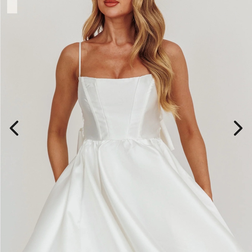 Selfie Leslie Athens White Bow Dress - worn for second look!